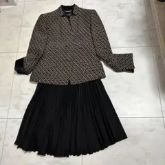 Item thumbnail for item 588f77e4-72cc-4dd8-a773-b8fa9d5b318c