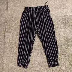 ストライプ柄 サルエルパンツ 個性的