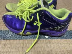 YONEX 桃田賢斗モデルバドミントンシューズ