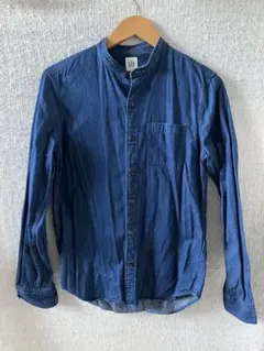 ノーカラーデニムシャツ