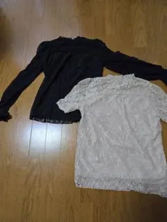 黒レースブラウス