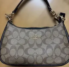 COACH　コーチ テリ ショルダー バッグ・シグネチャー キャンバス