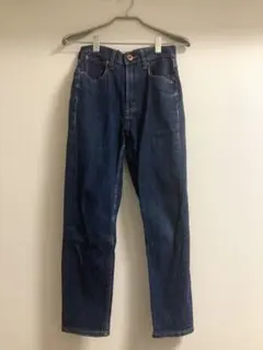 Item thumbnail for item 18d7f1fa-83fb-4a51-a177-73405b234b99