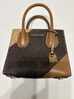 MICHAEL KORS アコーディオン　ハンドバッグ