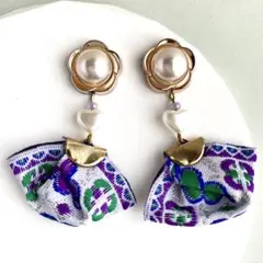 パールフラワーカボション マカロンカラーインド刺繍リボンタッセルピアス