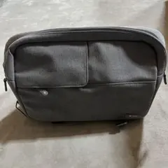 incase ARI MARCOPOULOS カメラバッグ Incase Ari Marcopoulos - Carryology