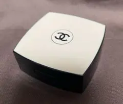 CHANEL レ ベージュ ファンデーション シャネル LES BEIGES