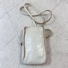 ヴィヴィアンウエストウッド スマホショルダー オーブ柄 F 白 牛革 お出かけ