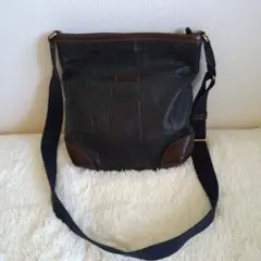 ショルダーバッグ