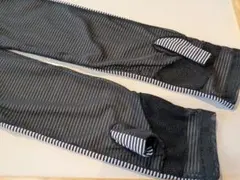 ストレッチ素材 黒と白のストライプ アームカバー