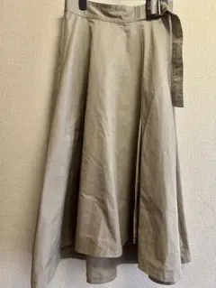 OZOC★ベージュ フレアスカート