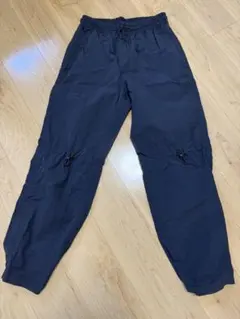 Item thumbnail for item 71d65a10-ff3a-4d03-944a-fa50cbf1779b