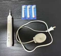 【動作確認済】BraunOral-B PRO2000電動歯ブラシ&替えブラシ3本のサムネイル