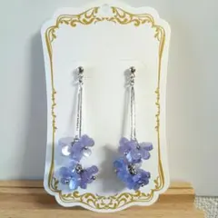 フラワーピアス　フバイオレット　ビーズ