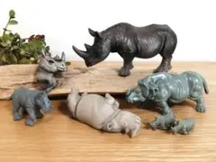 【7点】サイ フィギュア