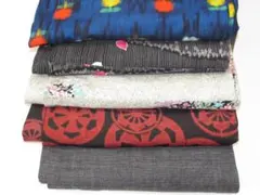 ウール着物4枚とアンサンブル1セットです