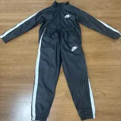 Nike 黒 ウインドブレーカー　セットアップ　140