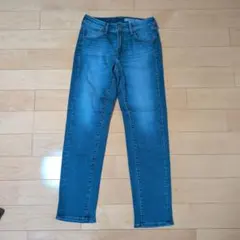 Item thumbnail for item 791b30f1-806b-412c-8dc5-61059cdbb4dc