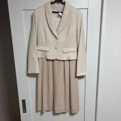 入学式　ピンクベージュ ジャケットとワンピースセット 9AR