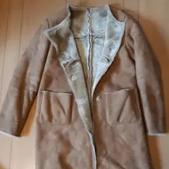 キャメルムートンコート