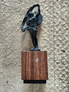 タイ仏像　女性ダンサーのブロンズ像　ブロンズ彫刻。19世紀後半 タイ仏像 女性ダンサーのブロンズ像 ブロンズ彫刻。19世紀後半