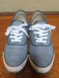 Item thumbnail for item 40c3e1da-f618-48f4-9a66-8982f7a464c9