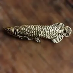 2025年最新】アロワナ置物の人気アイテム - メルカリ