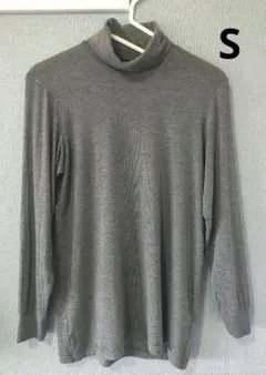 ユニクロC　極暖ヒートテックカシミヤブレンドタートルネックT9分袖グレーSサイズ