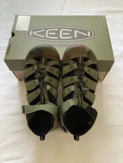 KEEN キッズサンダル オリーブグリーン 22.5cm