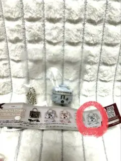 jill by jillstuart ミニブローチバニティキーホルダー