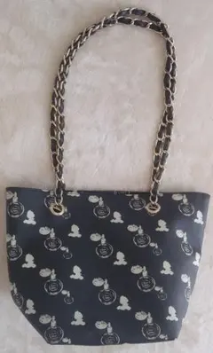 Item thumbnail for item e6ffa9a9-33f9-427f-b060-392dbb6c69a2