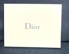 Dior TROUSSE POUCH 刺繍ロゴ入りチャーム付サマーポーチのサムネイル