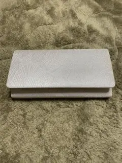 ホワイト エンボス加工 パーティーバッグ