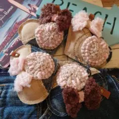 652☆ぷっくりハートキーホルダー４個セット　毛糸にこちゃん　リボン