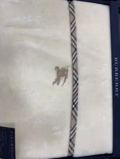 Burberry コットンボアシーツ