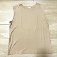 GU ノースリーブ トップス　ベージュ　M