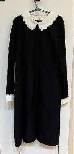 キャサリンコテージ　黒いレース襟ワンピース