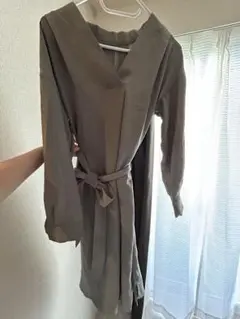 グレー ラップドレス 長袖