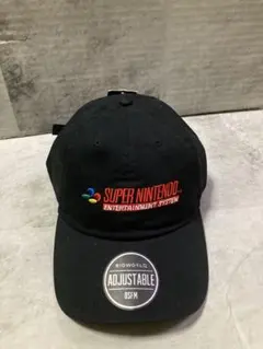 任天堂 スーパーニンテンドー キャップ ブラック 刺繍ロゴ アジャスター　帽子