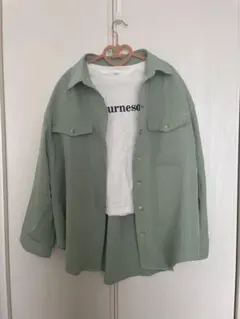 ミントグリーン ボタン付きオーバーシャツのサムネイル