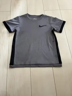 Nike DRI-FIT グレー Tシャツ 6歳