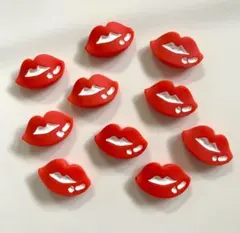 【007】　デコパーツ　くちびる　ホイップデコ　ネイルパーツ