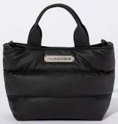 1PIU1UGUALE3 RELAXシルバーロゴプレートパデッドミニトートバッグ