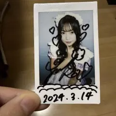 栗田なつか サイン入りチェキ - メルカリ