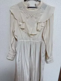 Fi.n.t 刺繍セーラーカラーワンピース ロングワンピース クラシカル