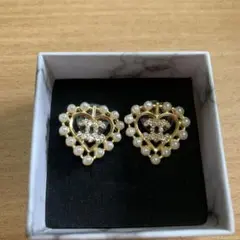 ハート型パールクリスタルピアスノベル