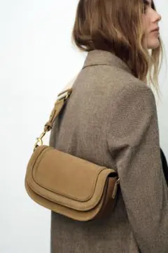ZARA ザラクロスボディショルダーバッグ　スエード　ベージュ