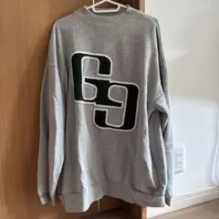 GYDA グレー ロゴスウェット