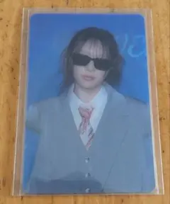 QWER シヨン Algorithm's Blossom レンチキュラー トレカ