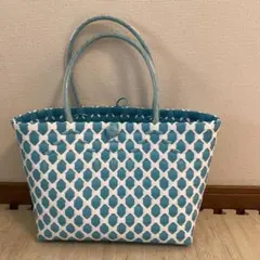 PPバンド 水色と白のバッグ